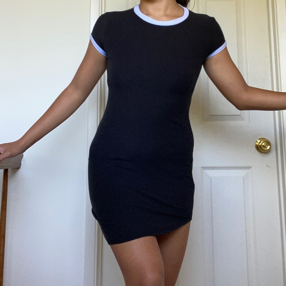 Black and White T-shirt dress Forever 21 Size S